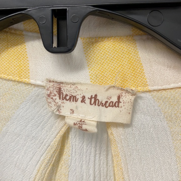 Summer button down blouse - Picture 2 of 5